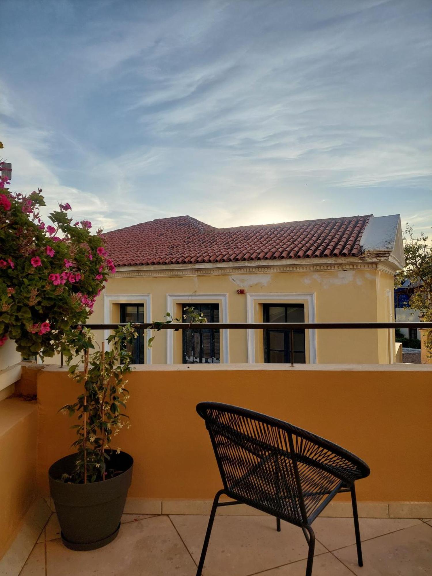 Terrazzo Apts Appartement *